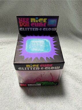 NeeDoh Nice Cube Glitter & Glow - pink